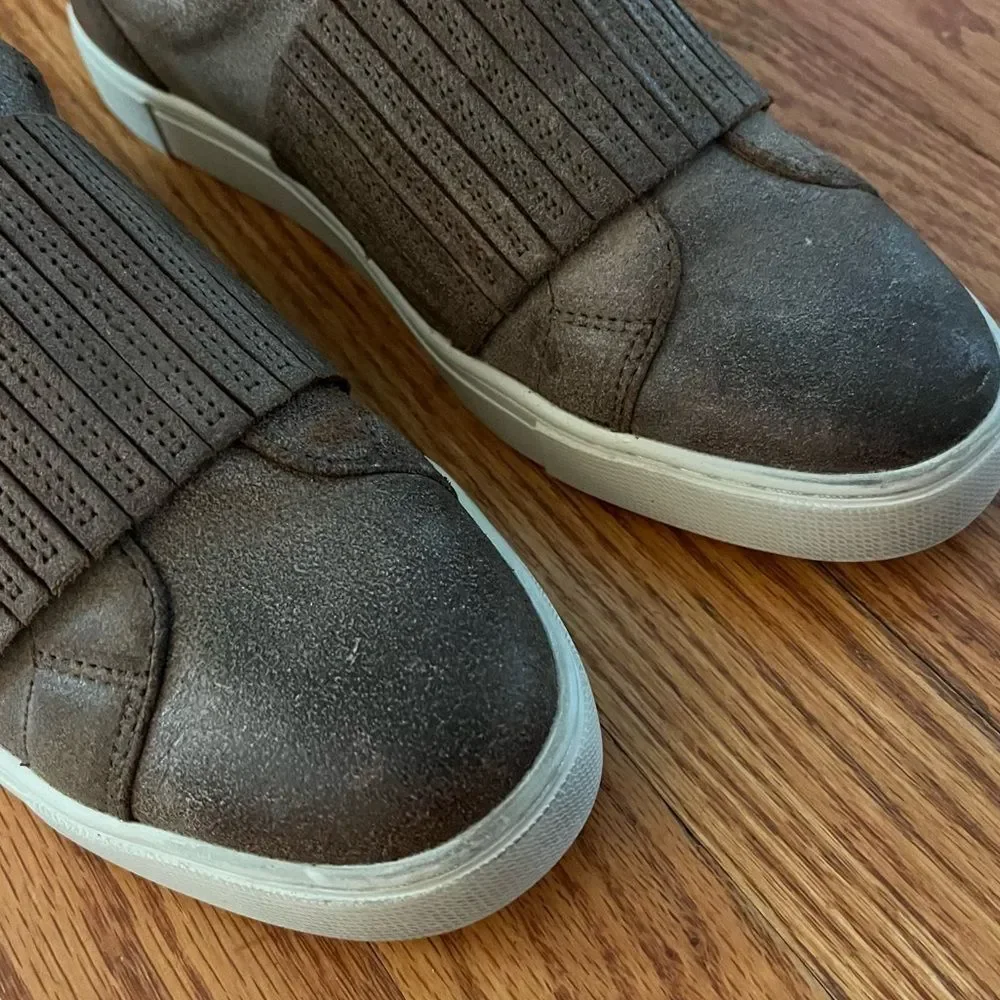 Frye | Women's Ivy Gore Distressed Leather Slip-On Sneakers in Brown Size 9